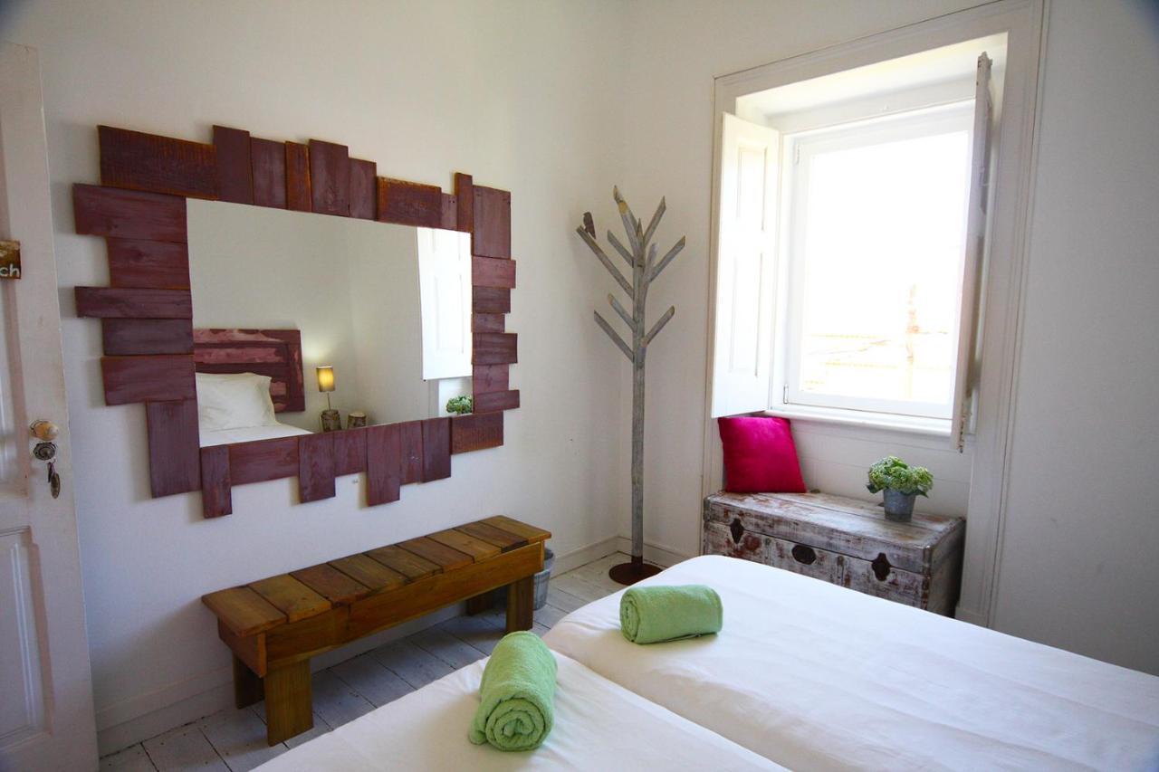 Aloha Beach House H Carcavelos  Buitenkant foto